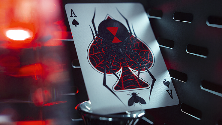 Black Widow - Playing Cards and Magic Tricks - 52Kards