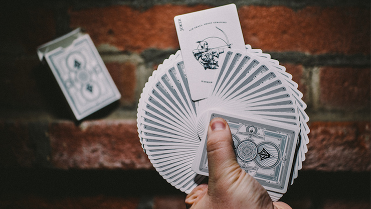 Superior Silver Arrow - Playing Cards and Magic Tricks - 52Kards