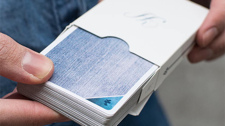 Handshields - Playing Cards and Magic Tricks - 52Kards