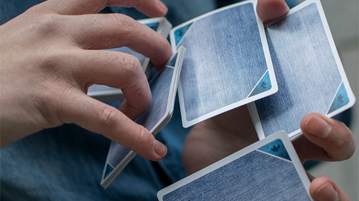 Handshields - Playing Cards and Magic Tricks - 52Kards