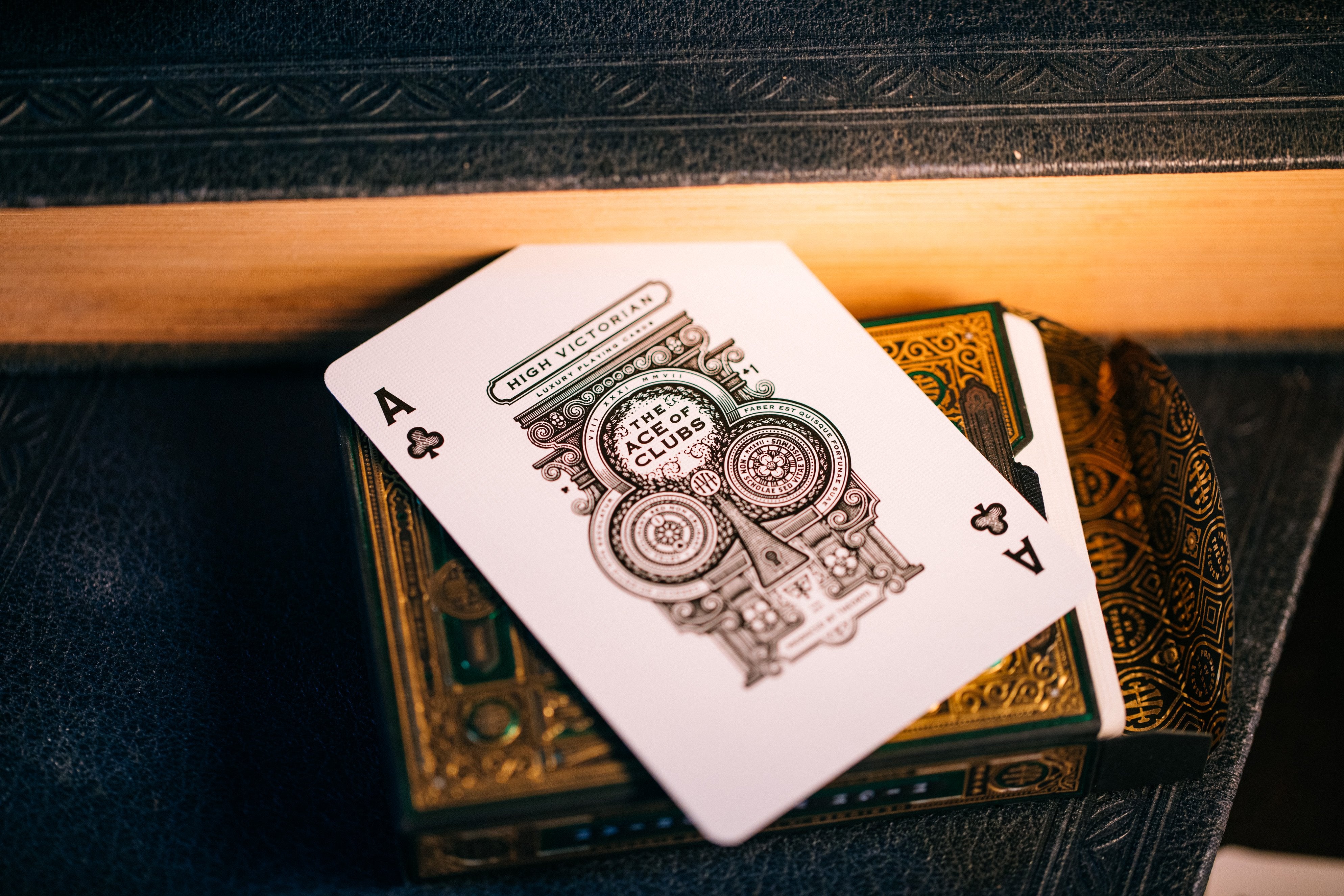 High Victorian - Playing Cards and Magic Tricks - 52Kards