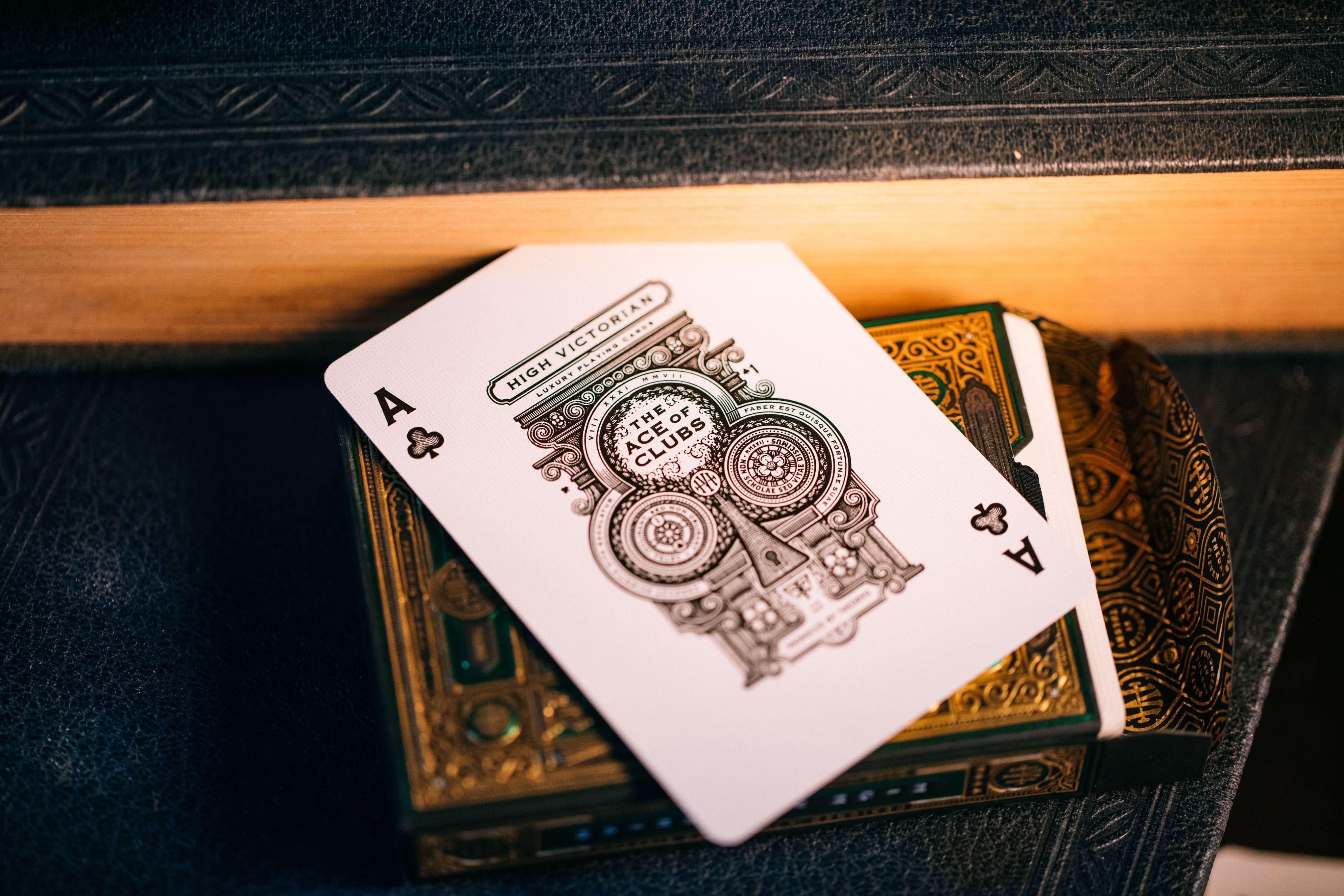 High Victorian - Playing Cards and Magic Tricks - 52Kards