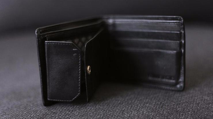 Real Man's Wallet - Playing Cards and Magic Tricks - 52Kards