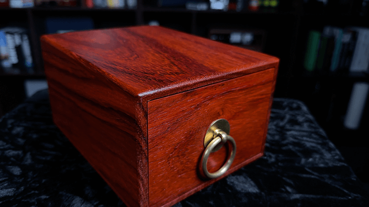 Alchemist's Chest by Bond Lee, Waylon, & MS Magic