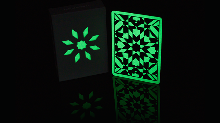 Majolica V2 Luminescent