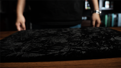 Black Art Close-up Pad Set (Large) by Bond Lee & Stephen Chan
