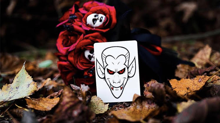 The Bite by Manu Llari & Iván Garcia - Trick product video — 52Kards