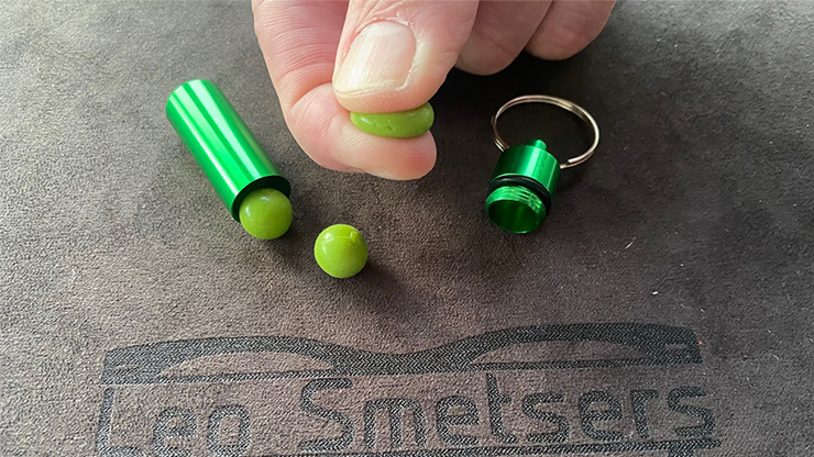 LS Peas (Green) by Leo Smetsers - Trick product video — 52Kards