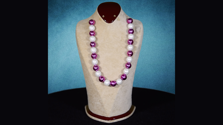 THE NECKLACE by Tora Magic - Trick product video — 52Kards