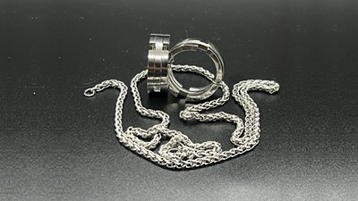 Instant Ring (silver, Size 11) by Viktor Voitko product video — 52Kards