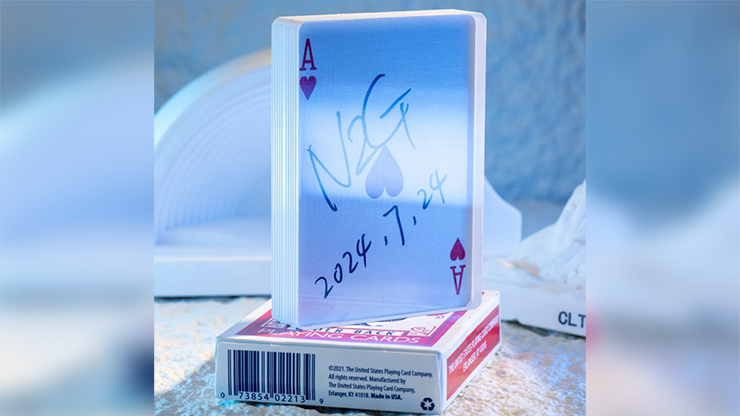 Crystal Tablet (White Edge) by N2G product video — 52Kards