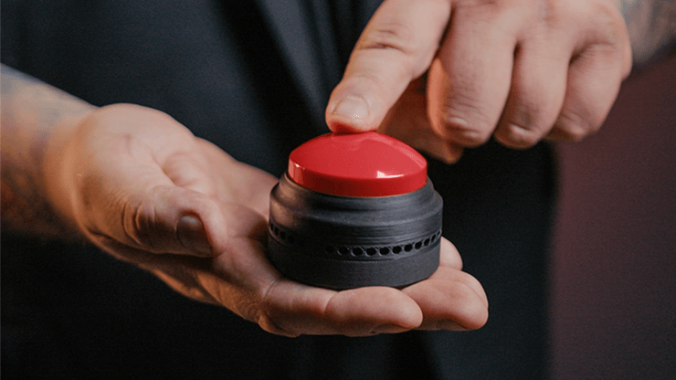 João Miranda Magic presents The Button by Chris James featuring Craig Petty product video — 52Kards