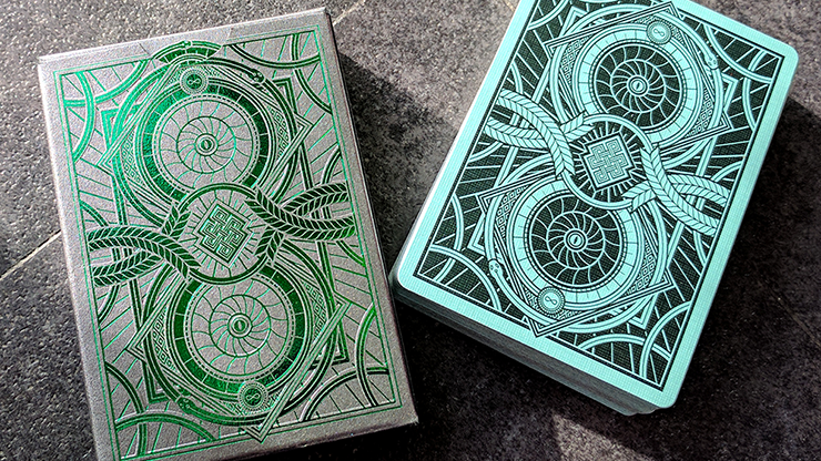 Omnia - Playing Cards and Magic Tricks - 52Kards