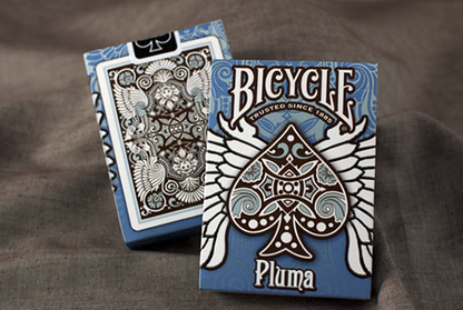 Pluma - Playing Cards and Magic Tricks - 52Kards