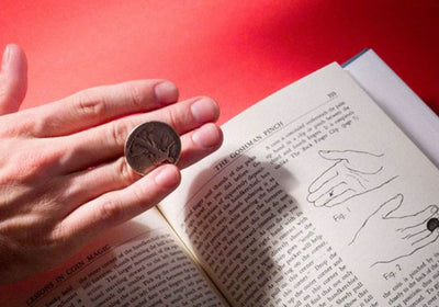 Modern Coin Magic - Playing Cards and Magic Tricks - 52Kards
