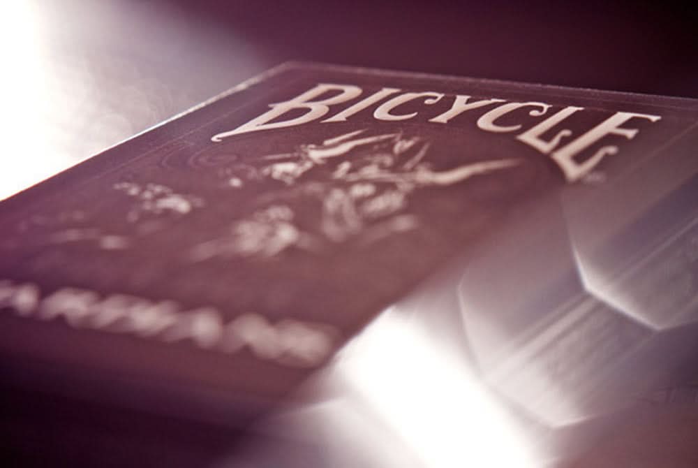 Guardians - Playing Cards and Magic Tricks - 52Kards