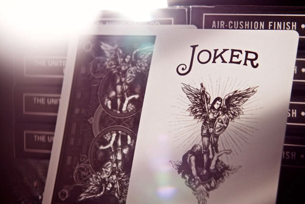 Guardians - Playing Cards and Magic Tricks - 52Kards