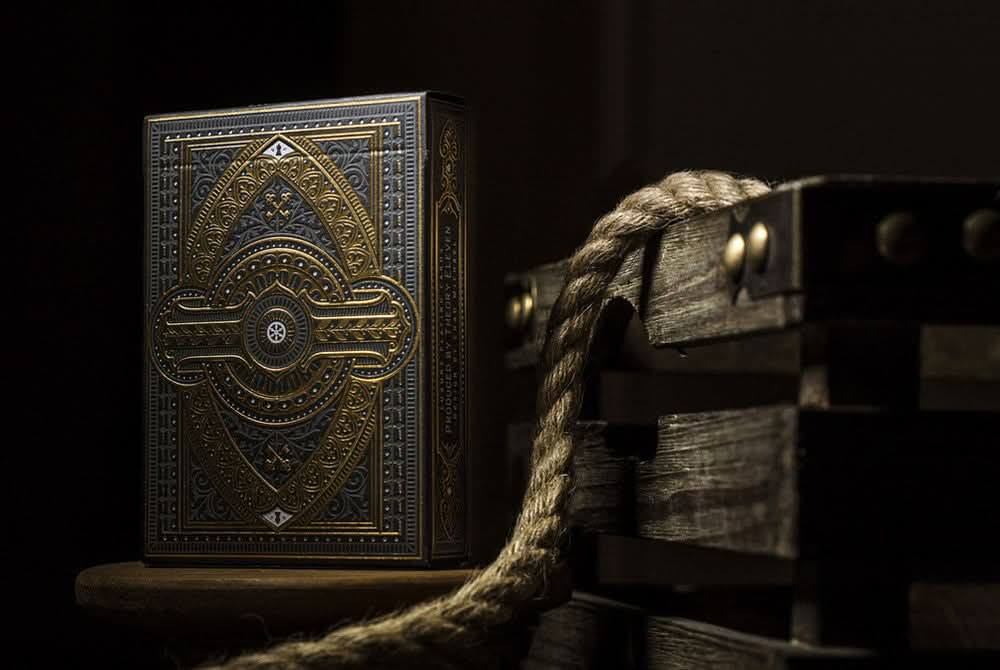 NoMad - Playing Cards and Magic Tricks - 52Kards